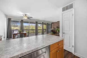 5535 E Lake Dr, Lisle, IL 60532 - Photo 13