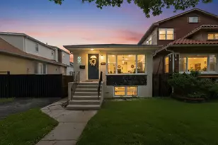 4933 N Keeler Ave, Chicago, IL 60630 - Photo 33