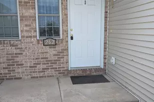 262 Sunset Blvd, Oglesby, IL 61348 - Photo 1