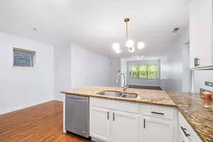 2909 W Fulton St, Chicago, IL 60612 - Photo 11