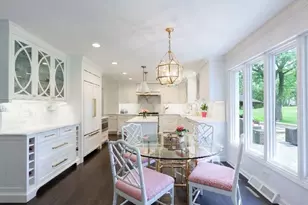 1010 Thunderbird Ln, Naperville, IL 60563 - Photo 13