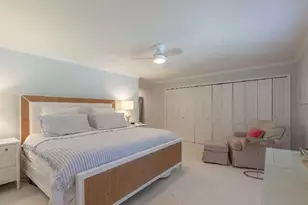 1010 Thunderbird Ln, Naperville, IL 60563 - Photo 35