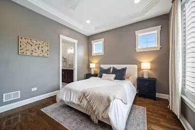 3748 N Damen Avenue #3S, Chicago, IL 60618 - Photo 13