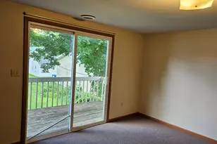 9 1/2 N Randolph St, Princeton, IL 61356 - Photo 7