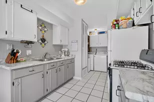 2303 Aster Dr, Crest Hill, IL 60403 - Photo 9