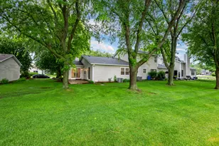 928 Colony Lake Dr, Schaumburg, IL 60194 - Photo 29