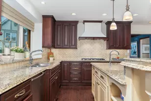 2137 Scarlet Oak Ln, Lisle, IL 60532 - Photo 9