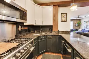 1378 N Wolcott Ave, Chicago, IL 60622 - Photo 9