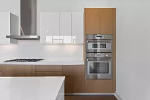 6 N Bishop St, Chicago, IL 60607 - Photo 9