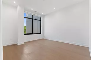 6 N Bishop St, Chicago, IL 60607 - Photo 17