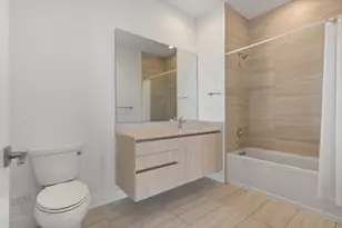 6 N Bishop St, Chicago, IL 60607 - Photo 29
