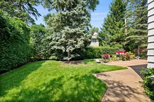 2304 Elmwood Ave, Wilmette, IL 60091 - Photo 27