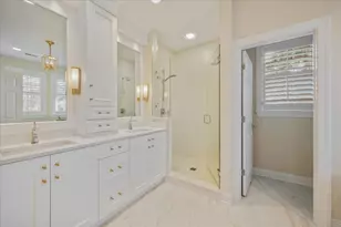 349 Gregory Ave, Wilmette, IL 60091 - Photo 15