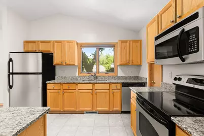 2427 Reynolds Manor Drive #0, Ottawa, IL 61350 - Photo 9