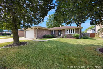 970 Dearborn Circle, Carol Stream, IL 60188 - Photo 1
