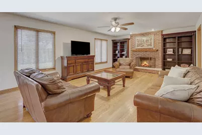 11716 Bolton Lane, Orland Park, IL 60467 - Photo 17