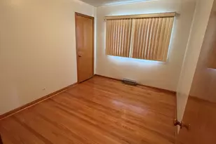3208 N Hawthorne St, Franklin Park, IL 60131 - Photo 7