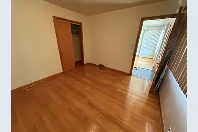3208 N Hawthorne Street, Franklin Park, IL 60131 - Photo 5