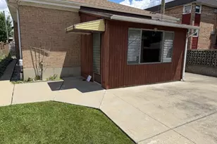 3208 N Hawthorne St, Franklin Park, IL 60131 - Photo 19