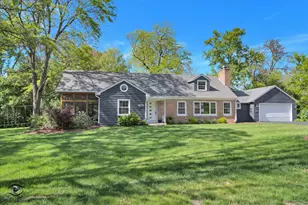 829 E Porter Ave, Naperville, IL 60540 - Photo 1