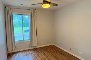 1756 Plymouth Ct, Wheaton, IL 60189 - Photo 7