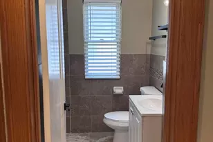 8532 S Yates Blvd, Chicago, IL 60617 - Photo 7
