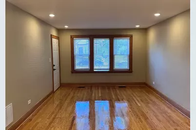 8532 S Yates Boulevard #1, Chicago, IL 60617 - Photo 3