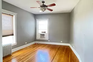 7662 N Sheridan Rd, Chicago, IL 60626 - Photo 9