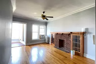 7662 N Sheridan Rd, Chicago, IL 60626 - Photo 3