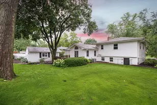 329 Tupelo Ave, Naperville, IL 60540 - Photo 25