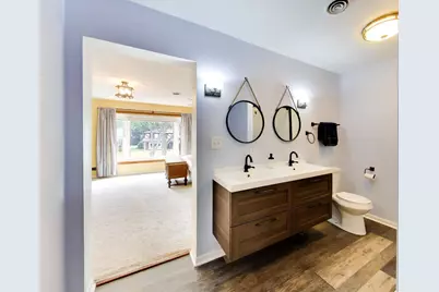8 Charles Court, Buffalo Grove, IL 60089 - Photo 15