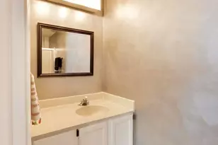 8 Charles Ct, Buffalo Grove, IL 60089 - Photo 21