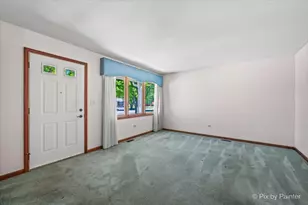 708 Harmony Ct, North Aurora, IL 60542 - Photo 7
