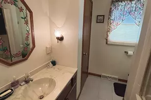 312 Water St, Earlville, IL 60518 - Photo 9
