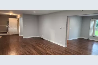 1421 Lawrence Crescent, Flossmoor, IL 60422 - Photo 13
