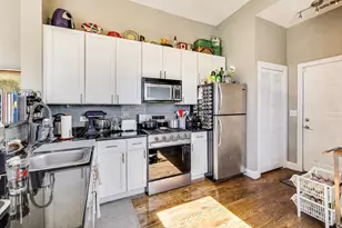 2601 N Hamlin Ave, Chicago, IL 60647 - Photo 9