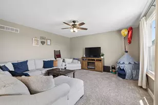1905 Springside Dr, Plainfield, IL 60586 - Photo 11