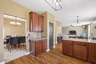 1905 Springside Dr, Plainfield, IL 60586 - Photo 9