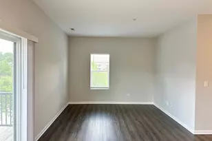 853 E Main St, East Dundee, IL 60118 - Photo 5