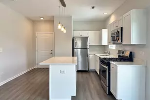 853 E Main St, East Dundee, IL 60118 - Photo 3