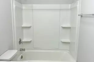 853 E Main St, East Dundee, IL 60118 - Photo 13