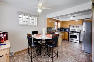1118 Bohland Ave, Bellwood, IL 60104 - Photo 9