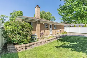 145 Princeton St, Des Plaines, IL 60016 - Photo 23
