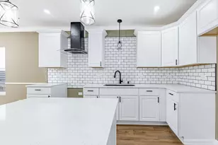 117 E 104th Pl, Chicago, IL 60628 - Photo 7