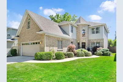 267 N Walnut Street, Elmhurst, IL 60126 - Photo 1