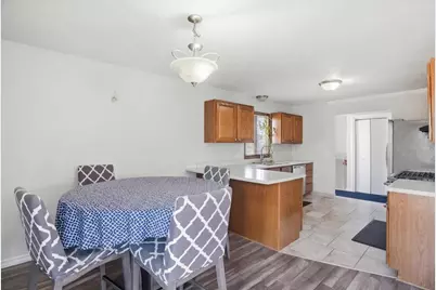 1707 Joanna Avenue, Zion, IL 60099 - Photo 5