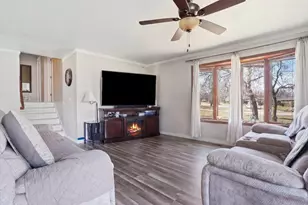 1707 Joanna Ave, Zion, IL 60099 - Photo 3