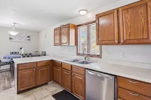1707 Joanna Ave, Zion, IL 60099 - Photo 7