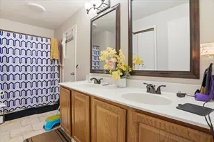 1707 Joanna Ave, Zion, IL 60099 - Photo 9