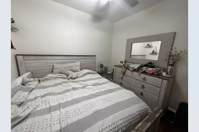 3327 N Hamilton Avenue #2R, Chicago, IL 60618 - Photo 11